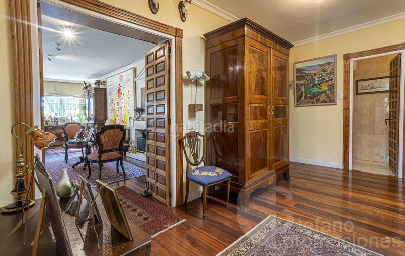 Foto 0710f103-4373-48c0-bc11-6eeaafd6d737. Haus mit heizung parking pool in Mayorazgo Málaga