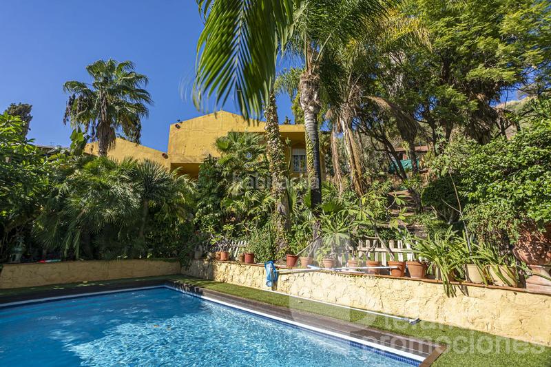 Foto 37a74cbb-3737-40f8-b4f1-c712d41ed89d. Haus mit heizung parking pool in Mayorazgo Málaga