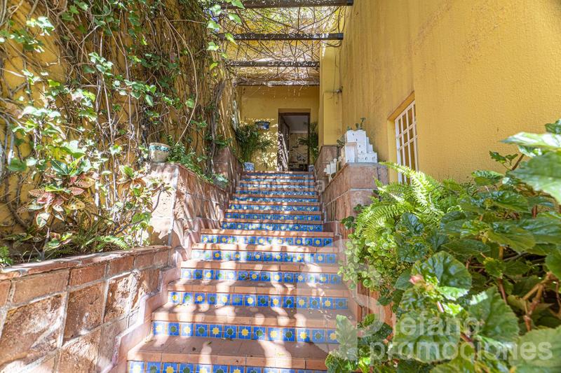 Foto 7a7ea645-2384-4efa-bef8-1742179e8e09. Haus mit heizung parking pool in Mayorazgo Málaga