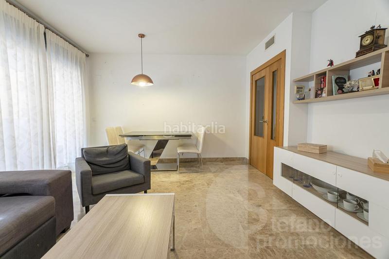 Foto 22082c52-a9c8-44de-8a58-0d9d16c1e5b1. Appartamento con parcheggio piscina in Parque Ayala - Jardín de la Abadía - Huelín Málaga