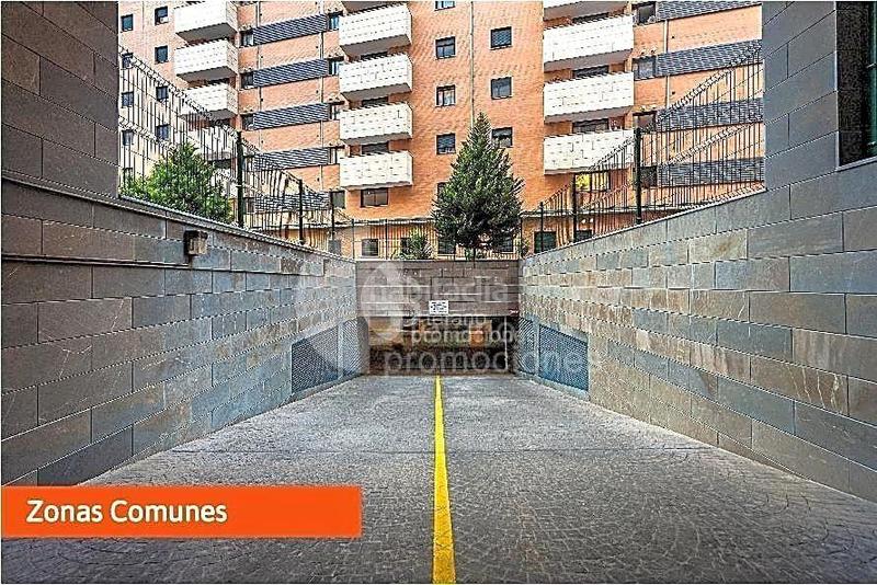 Foto 750a3288-4870-4272-bbe5-cf916bd6c5cd. Appartamento con parcheggio piscina in Parque Ayala - Jardín de la Abadía - Huelín Málaga