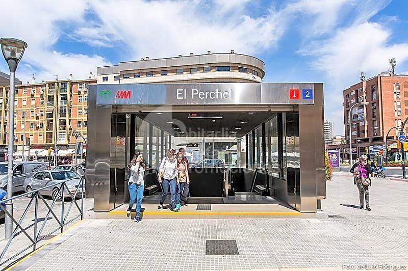 Foto d12f77aa-4615-4daf-99f6-1db034d3c59d. Appartamento con parcheggio piscina in Parque Ayala - Jardín de la Abadía - Huelín Málaga