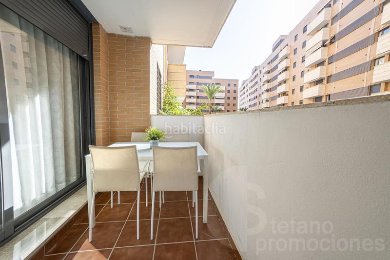 Foto e56d4296-c02c-4da9-a18d-a64824466c52. Appartamento con parcheggio piscina in Parque Ayala - Jardín de la Abadía - Huelín Málaga