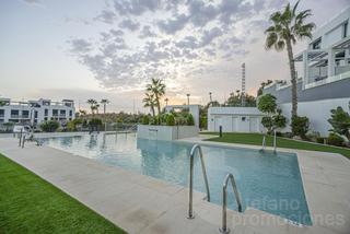 Maison jumelée  Pitágoras. Diseño minimalista en añoreta baja,  a solo 500 metros de la pla