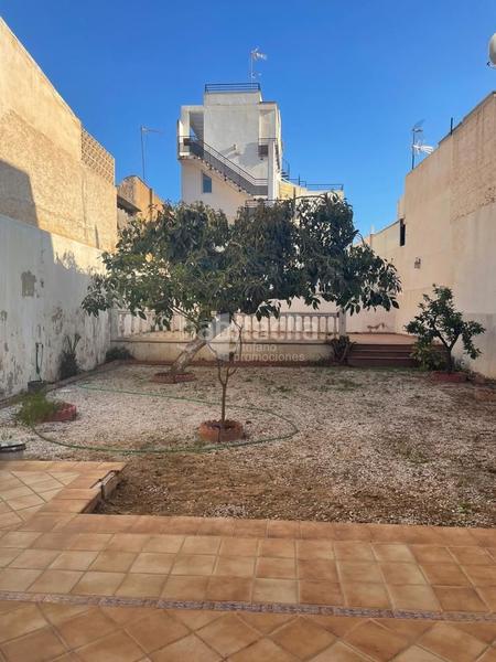 Foto 535efc04-18d3-4efc-a21f-21b1b3d536dd. Casa in Pedregalejo - Morlaco Málaga