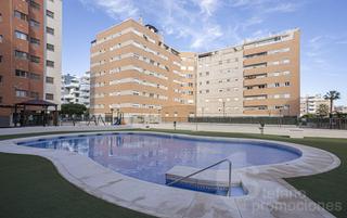 Appartamento  Pilar lorengar. Amplia vivienda con encanto y cerca de la playa en zona muy coti
