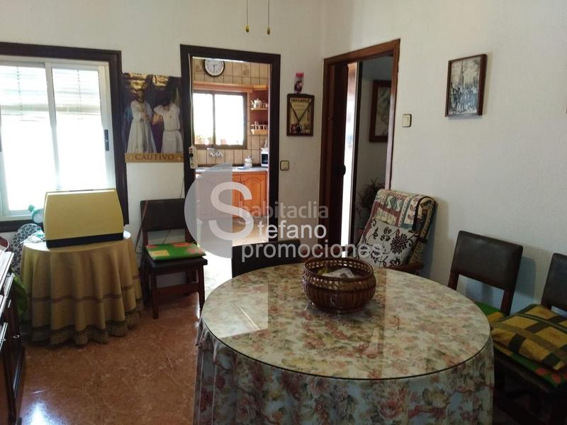 Foto 25beaaed-e918-4ec6-b909-4ed6c8c48807. Casa bifamiliare in Martiricos - La Roca - La Rosaleda Málaga