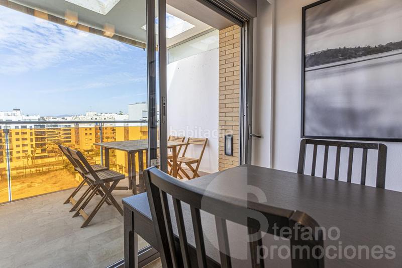 Foto 103050f9-7cfd-48fe-bbe6-4146c311160e. Dúplex amb aparcament piscina a El Consul - Ciudad Universitaria - El Romeral Málaga