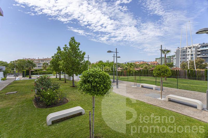 Foto 2654ce8a-ccf6-4652-93c9-7fadab182aa8. Dúplex amb aparcament piscina a El Consul - Ciudad Universitaria - El Romeral Málaga