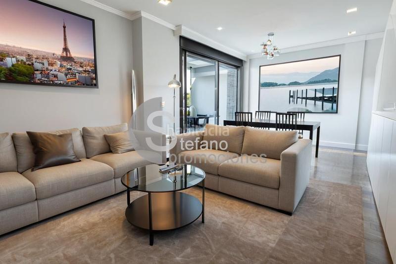 Foto 983a6bc4-7062-4dc2-891d-8d252ab2198c. Dúplex amb aparcament piscina a El Consul - Ciudad Universitaria - El Romeral Málaga