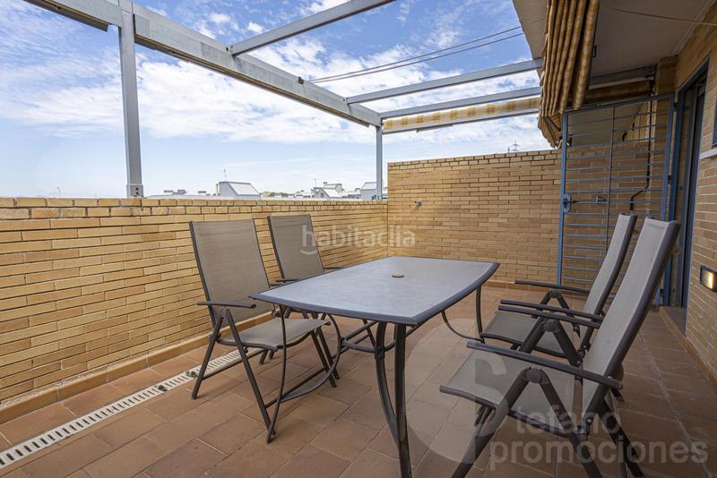 Foto e81898ff-5c8c-433c-81d9-ce5cef19accb. Dúplex amb aparcament piscina a El Consul - Ciudad Universitaria - El Romeral Málaga