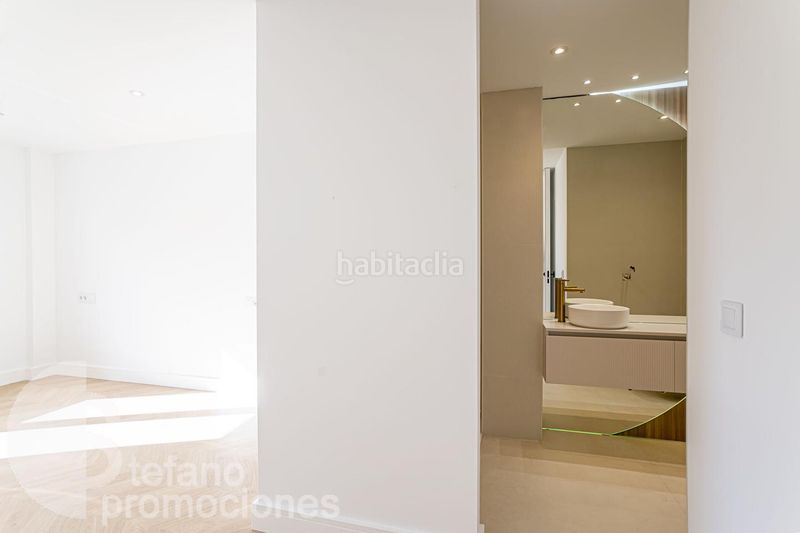 Foto f0659970-dddc-49b1-afb1-3b53af2b3222. Pis a La Malagueta - Monte Sancha Málaga