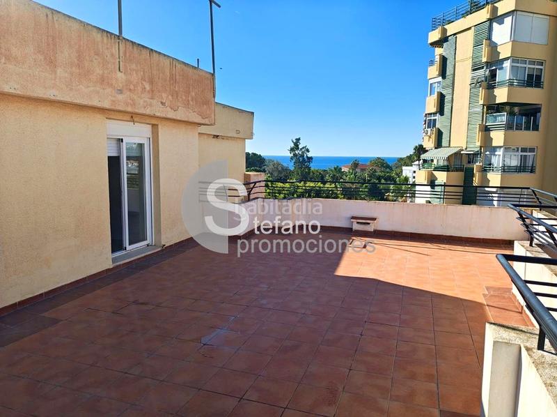 Foto daf8b60a-259f-4d01-b27a-c0bf7655b042. Dachwohnung mit heizung parking in El Candado Málaga