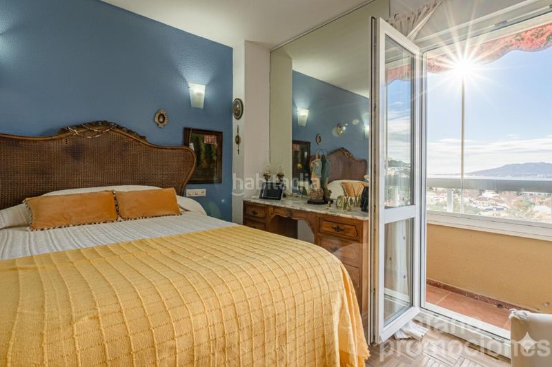 Foto 3a168570-314a-4b54-89e1-d6fd1e9a2f95. Pis amb aparcament piscina a El Palo Málaga