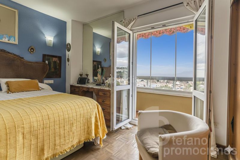 Foto 780fb1fb-c2b3-4e40-bf3f-695ea6c4ddbd. Pis amb aparcament piscina a El Palo Málaga