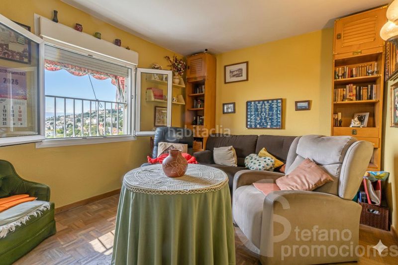 Foto 7dcad11e-264f-42a5-a36b-fb9c91e371fc. Pis amb aparcament piscina a El Palo Málaga