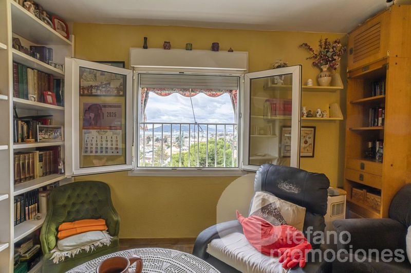 Foto 88591c4e-5aa7-4e8b-8640-0d1a153dd40a. Pis amb aparcament piscina a El Palo Málaga