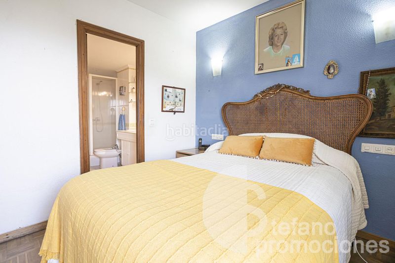 Foto ec320f36-c912-4d5e-b32a-77e7c43ef0d1. Pis amb aparcament piscina a El Palo Málaga