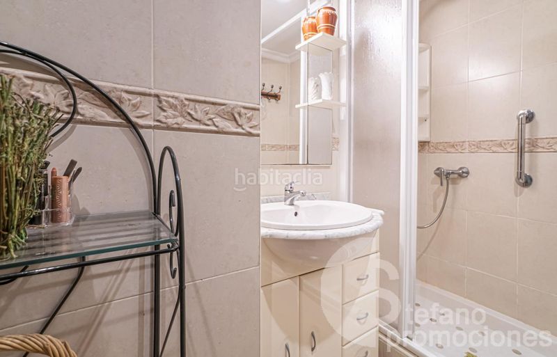 Foto f5edc5ca-7620-4061-80a5-4f4e993c52fe. Pis amb aparcament piscina a El Palo Málaga