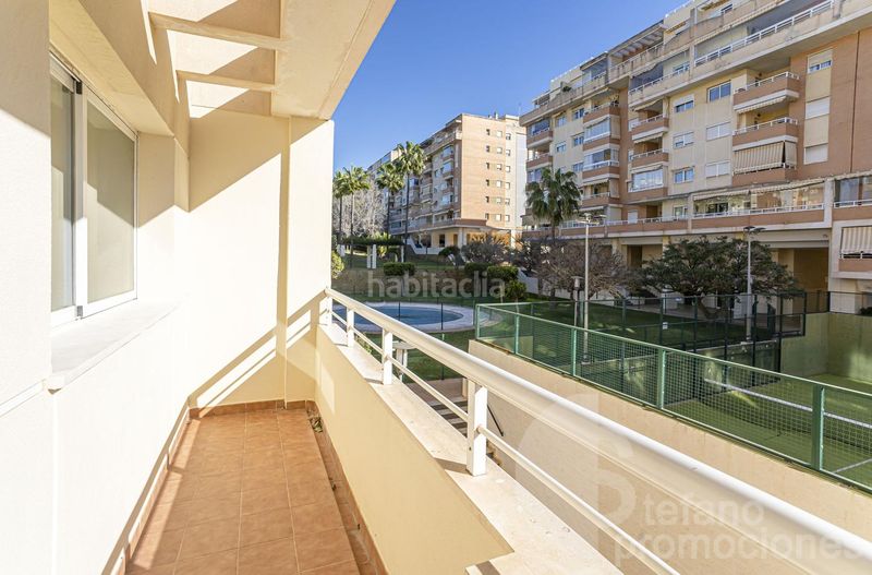 Foto 4ef5239d-53d4-409b-a927-219c1bea626f. Pis amb aparcament piscina a El Consul - Ciudad Universitaria - El Romeral Málaga
