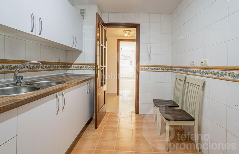 Foto a3f62a9e-1f97-407a-9630-7882700c1553. Pis amb aparcament piscina a El Consul - Ciudad Universitaria - El Romeral Málaga