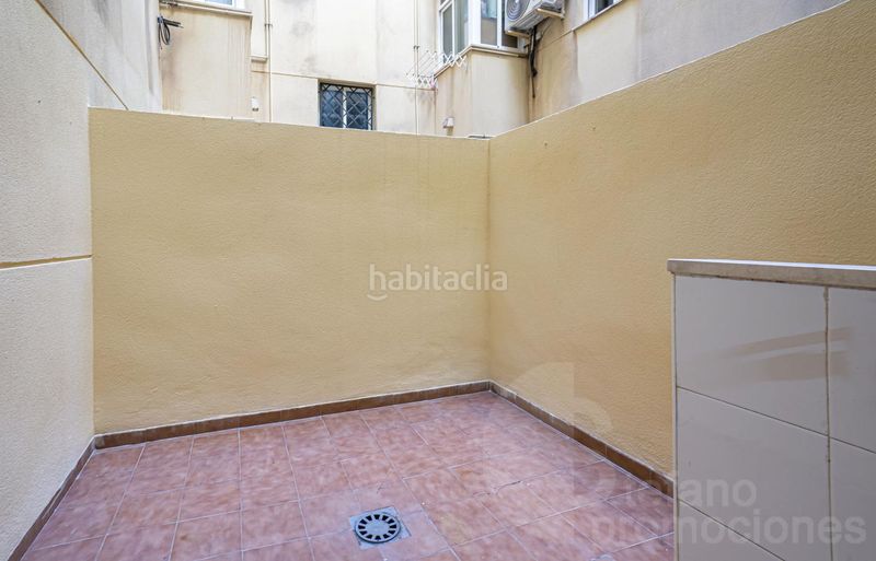 Foto c5527315-0f4f-4b25-bce3-968f8adfcc96. Pis amb aparcament piscina a El Consul - Ciudad Universitaria - El Romeral Málaga