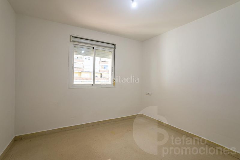 Foto c69dc10b-0956-4e70-b1f4-8e9d75d9f7ab. Pis amb aparcament piscina a El Consul - Ciudad Universitaria - El Romeral Málaga