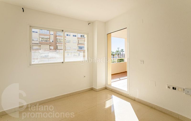 Foto cf5db1ac-cb6d-41d2-b730-72c18fed2f47. Pis amb aparcament piscina a El Consul - Ciudad Universitaria - El Romeral Málaga