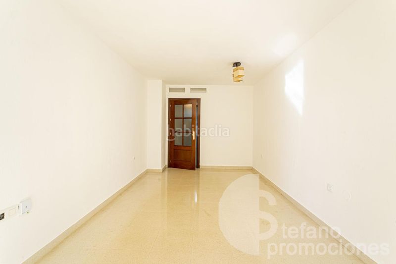 Foto d732b46b-3cf0-47fd-aa43-1791d8966957. Pis amb aparcament piscina a El Consul - Ciudad Universitaria - El Romeral Málaga