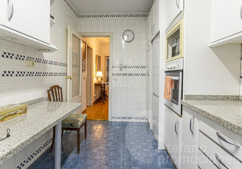 Foto 0093ab14-c6ef-42ef-98ff-98a42cf7596e. Pis amb aparcament a La Malagueta - Monte Sancha Málaga