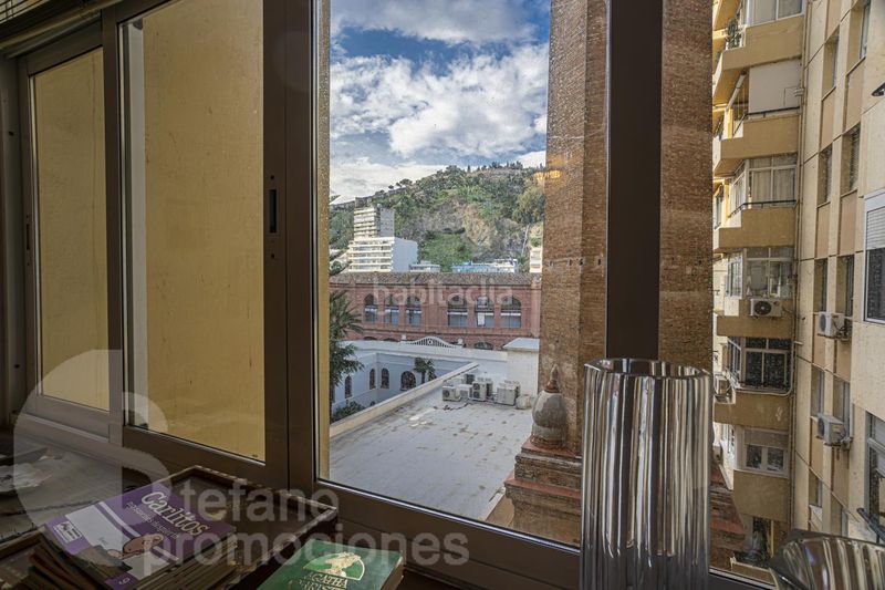 Foto 042c4915-7469-42e1-83fd-add3e12615b3. Pis amb aparcament a La Malagueta - Monte Sancha Málaga