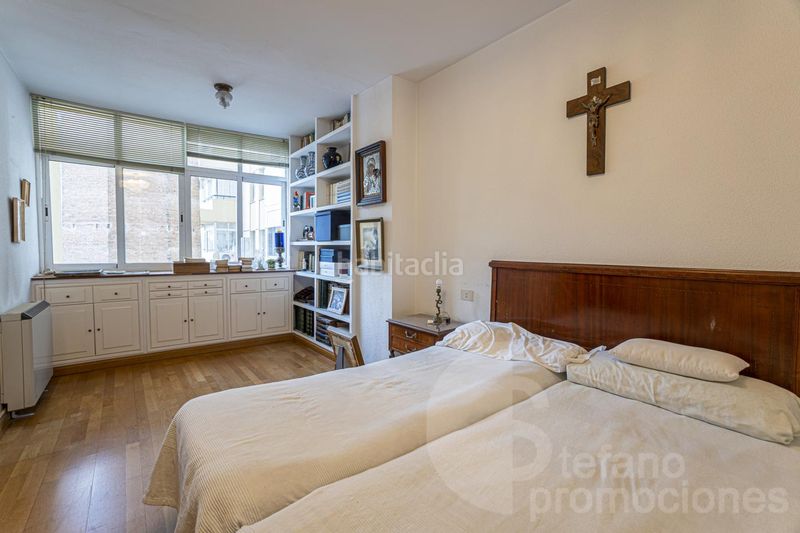 Foto 09cff76e-c4ef-4903-914c-0f5e29406f17. Pis amb aparcament a La Malagueta - Monte Sancha Málaga