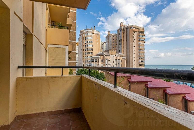 Foto a6a4f31b-c103-424a-97a1-7f386effd7bb. Pis amb aparcament a La Malagueta - Monte Sancha Málaga