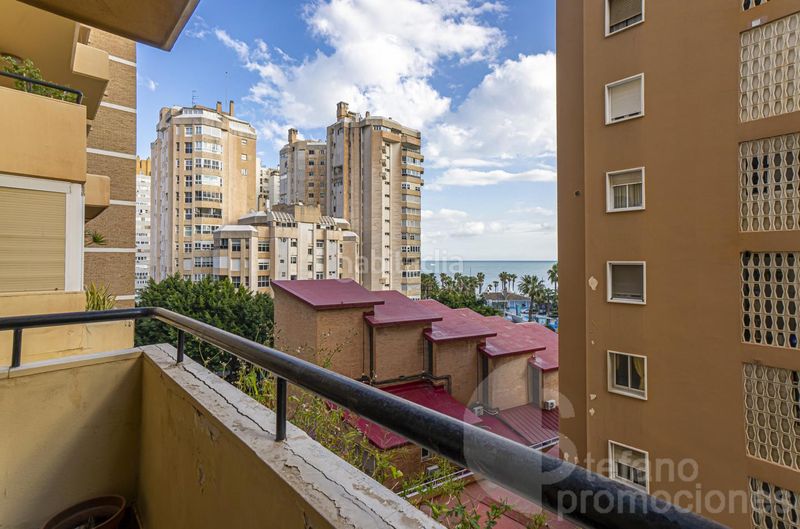 Foto b6a476ff-7152-4cc1-bf3b-06ce3f9f3f04. Pis amb aparcament a La Malagueta - Monte Sancha Málaga