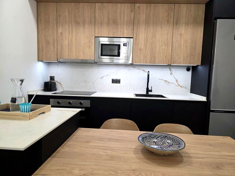 Foto b88a570a-2d8e-4935-acc4-96f28a882ce9. Pis amb calefacció a La Malagueta - Monte Sancha Málaga