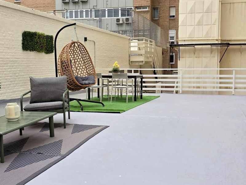 Foto c8b3a6c0-38e0-4e76-b790-a179adc719d9. Pis amb calefacció a La Malagueta - Monte Sancha Málaga