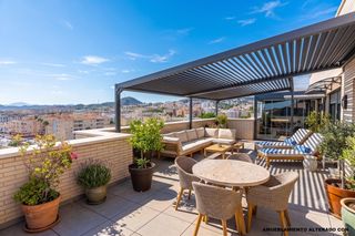 Penthouse in El Tejar - Hacienda Bizcochero. Ático de reciente construcción con gran terraza en teatinos con