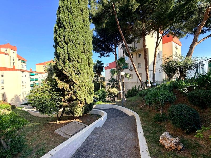 Foto ce98cb1e-4c91-4817-af8a-3a54ba956c72. Àtic amb aparcament piscina a Olletas - Sierra Blanquilla Málaga