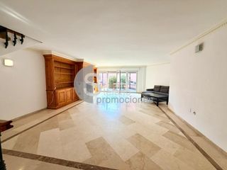 Lloguer Casa aparellada  Pintor martínez cubells. En el corazón de pedregalejo . con las mejores conexiones, y cer