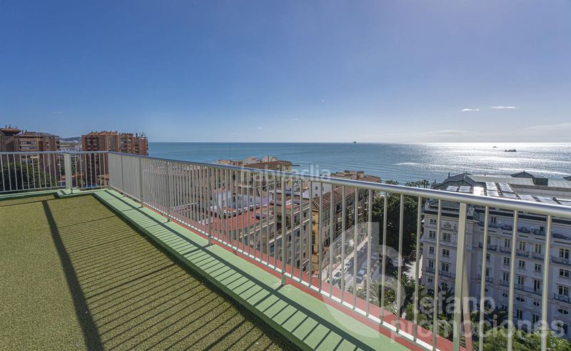 Foto ae5f7a8b-84fd-4329-8d59-a518d78b376e. Pis amb calefacció piscina a La Malagueta - Monte Sancha Málaga