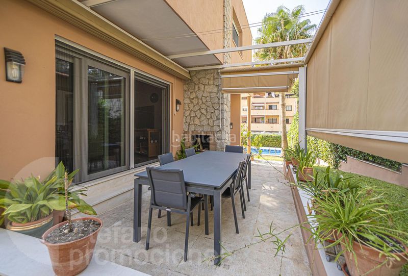 Foto 51e2d164-d790-4d07-b828-eba42c0e4bf9. Casa amb aparcament piscina a Limonar Málaga