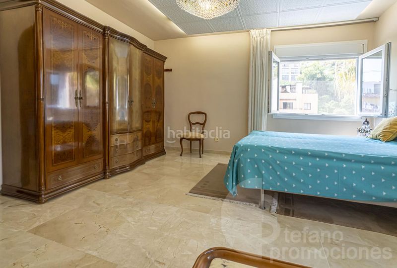 Foto 59f9d511-9a6f-40ad-986c-e6b9cbdab224. Casa amb aparcament piscina a Limonar Málaga