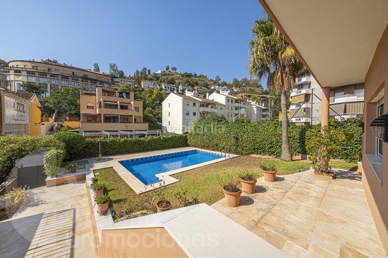 Foto 7c23f9ab-dea7-4637-a40c-2bd42b9cd96f. Casa amb aparcament piscina a Limonar Málaga