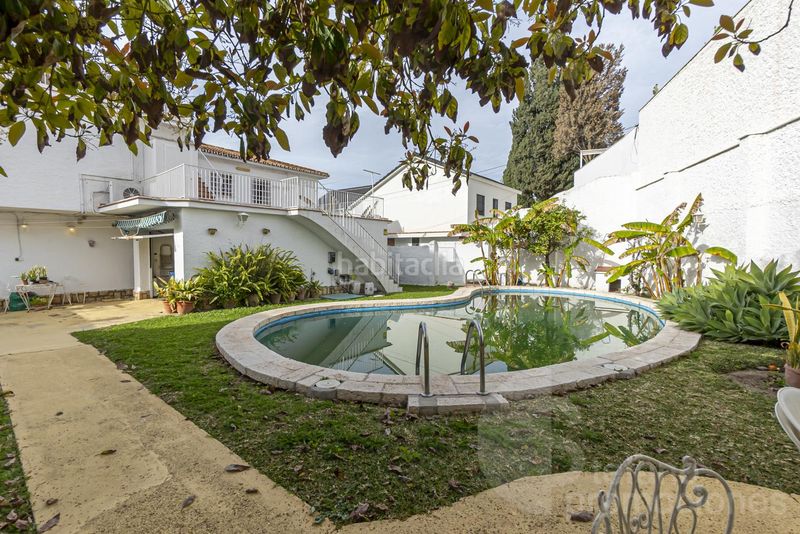 Foto 189dd3a7-9811-4df0-9460-096e822b8e21. Casa amb aparcament piscina a Pedregalejo - Morlaco Málaga