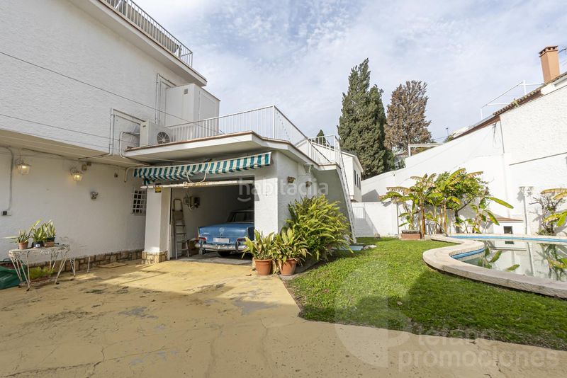 Foto 64fd3162-5f01-4db0-9b58-b83ba06dd6a3. Casa amb aparcament piscina a Pedregalejo - Morlaco Málaga