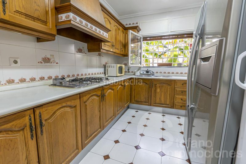 Foto c8947a54-66b2-4996-ab36-b06b1823dbf2. Casa amb aparcament piscina a Pedregalejo - Morlaco Málaga
