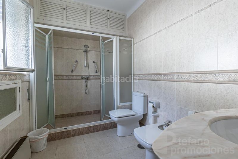 Foto d4c00745-cd18-46c6-a3f8-ff90bf75f95a. Casa amb aparcament piscina a Pedregalejo - Morlaco Málaga