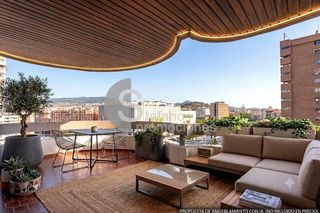 Flat  Avenida de andalucía. Vive a lo grande en la zona más codiciada junto a el corte inglé
