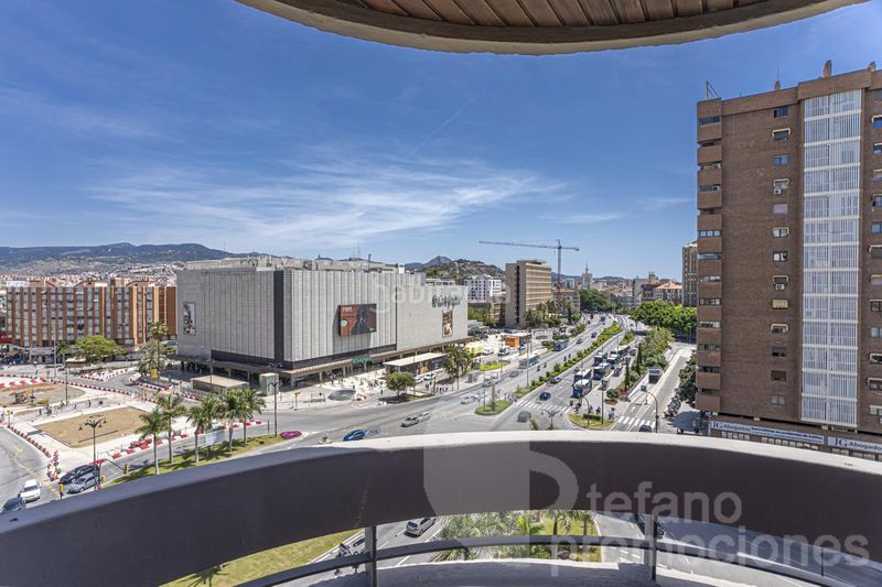 Foto e45f8280-e9e3-4f09-b911-7a298a3ac13d. Pis amb aparcament a Perchel Norte Málaga