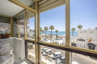 Pis a Paseo Marítimo Ciudad de Melilla